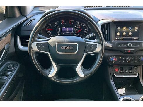 Used 2019 GMC Terrain SLE w/ Driver Convenience Package image 7