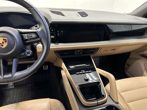 Certified 2024 Porsche Cayenne S image 26