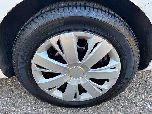Used 2013 Volkswagen Jetta S FWD image 41