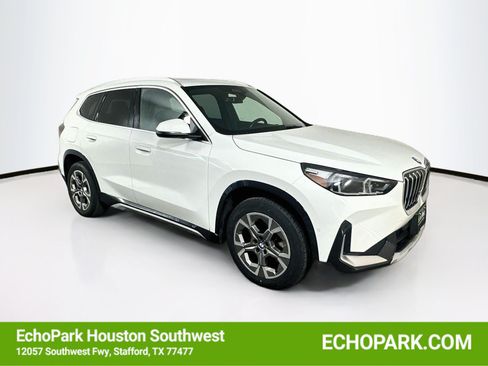 Used 2025 BMW X1 xDrive28i AWD/4WD image 1