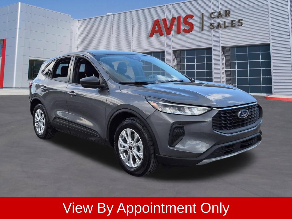 Used 2025 Ford Escape Active FWD image 3