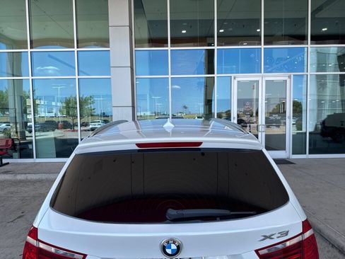 Used 2016 BMW X3 sDrive28i RWD image 17