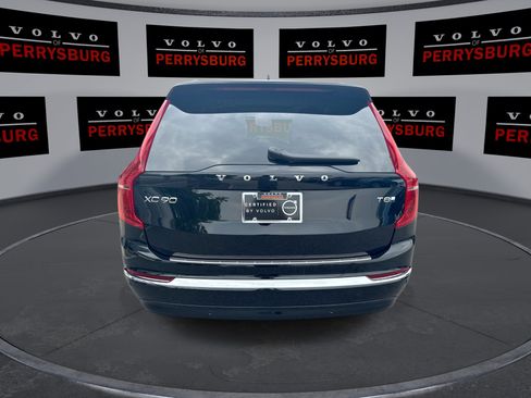 Used 2025 Volvo XC90 T8 Core w/ Protection Package Premier image 7