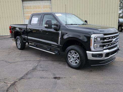 Used 2025 Ford F250 Lariat AWD/4WD image 19