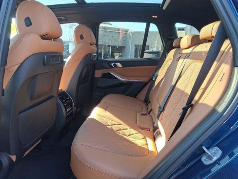 Used 2023 BMW X5 xDrive40i w/ Premium Package image 10