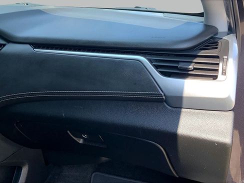 Used 2018 Chevrolet Tahoe LT RWD image 19