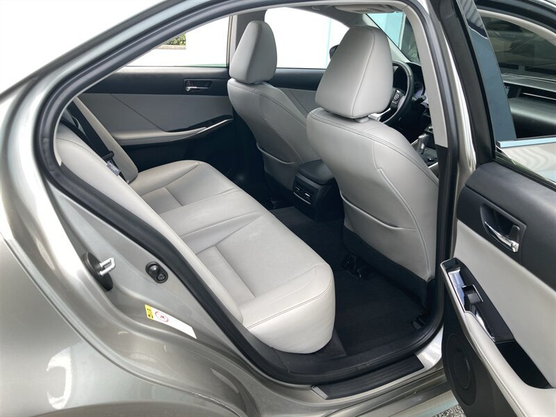 Used 2015 Lexus IS 350 w/ Navigation System Package RWD image 19
