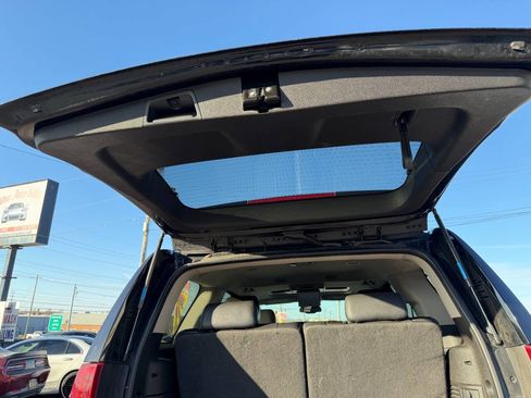 Used 2012 GMC Yukon 4WD Hybrid image 24