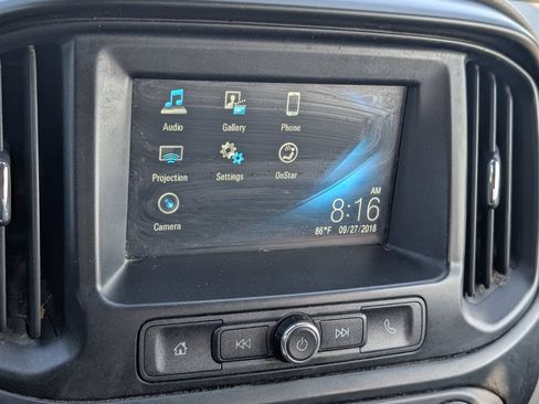 Used 2018 Chevrolet Colorado W/T w/ Custom Special Edition RWD image 8