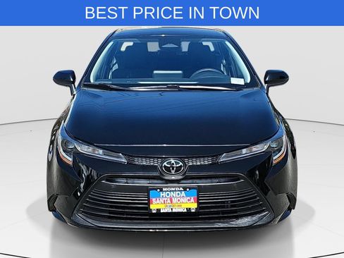 Used 2025 Toyota Corolla LE FWD image 2