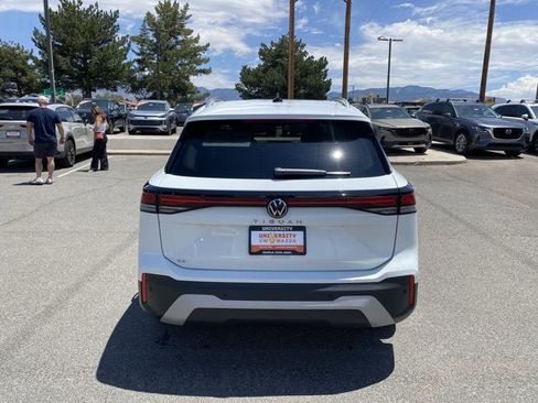 New 2026 Volkswagen Tiguan SE FWD image 45