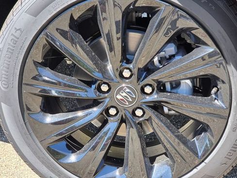 New 2026 Buick Envista Sport Touring w/ Convenience I Package FWD image 9