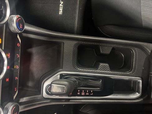 Used 2024 Nissan Sentra SV image 39