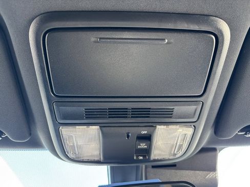 Used 2022 Honda Pilot Sport image 29