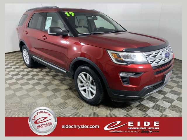 Used 2019 Ford Explorer XLT w/ Equipment Group 202A AWD/4WD image 1