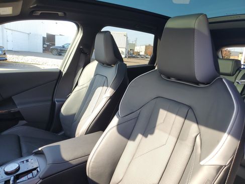 New 2026 BMW X3 xDrive30 w/ Premium Package image 8