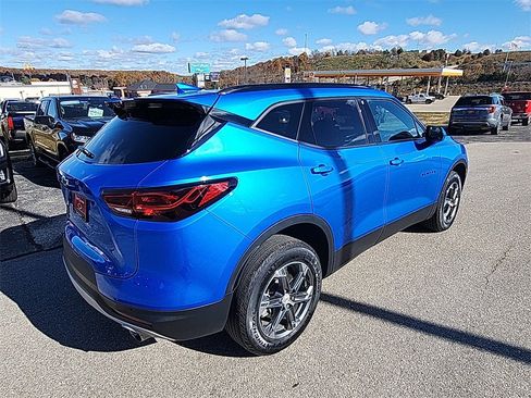 Used 2024 Chevrolet Blazer LT w/ Convenience Package image 8