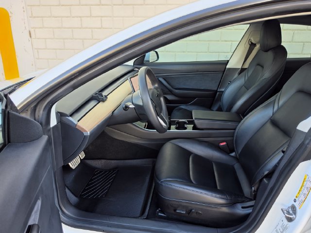 Used 2020 Tesla Model 3 Performance AWD/4WD image 24