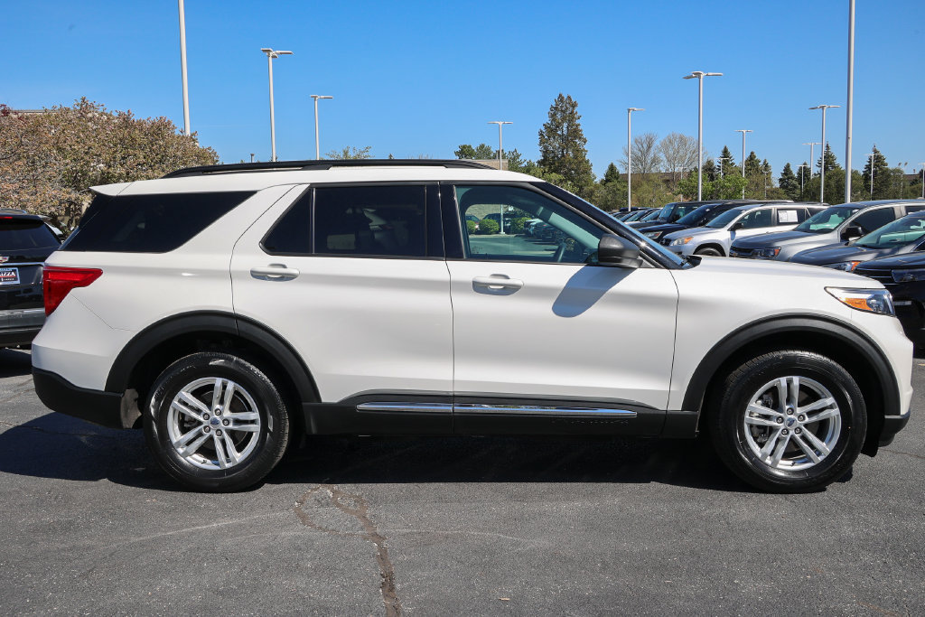 Certified 2023 Ford Explorer XLT w/ Class IV Trailer Tow Package AWD/4WD image 22