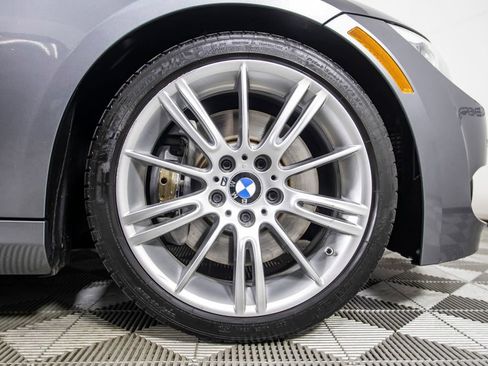 Used 2011 BMW 335i Convertible image 46