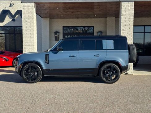 Used 2021 Land Rover Defender 110 X-Dynamic HSE image 7