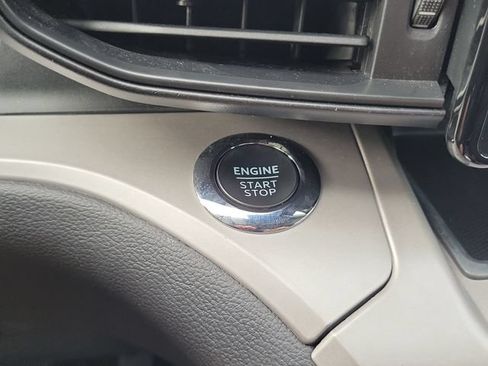 Used 2022 Ford Explorer XLT RWD image 20