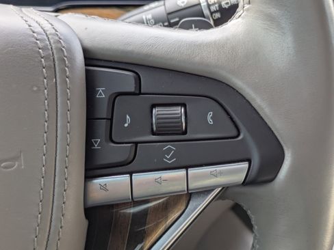 Used 2022 Cadillac Escalade Premium Luxury Platinum image 50