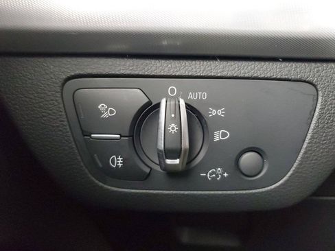Used 2025 Audi Q5 2.0T Premium AWD/4WD image 36