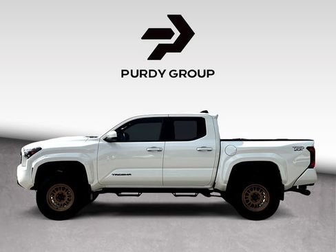 Certified 2024 Toyota Tacoma TRD Sport AWD/4WD image 5