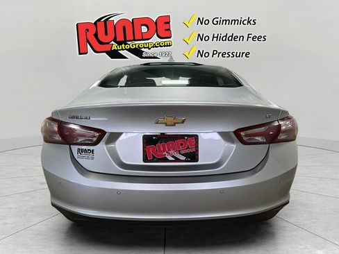 Used 2021 Chevrolet Malibu LT FWD image 7