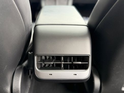 Used 2021 Tesla Model 3 Standard Range Plus image 49