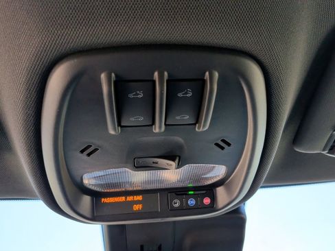 New 2026 Chevrolet Trax RS w/ Sunroof Package image 20