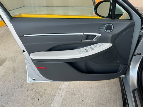 New 2026 Hyundai Sonata Limited image 9