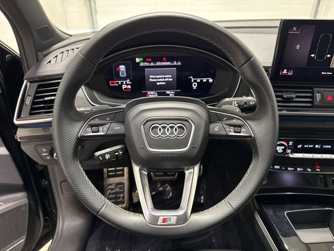 Used 2024 Audi SQ5 Prestige image 32