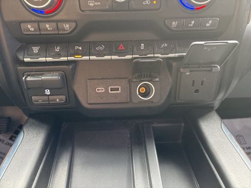 Used 2021 Chevrolet Silverado 2500 High Country w/ Z71 Off-Road Package image 22