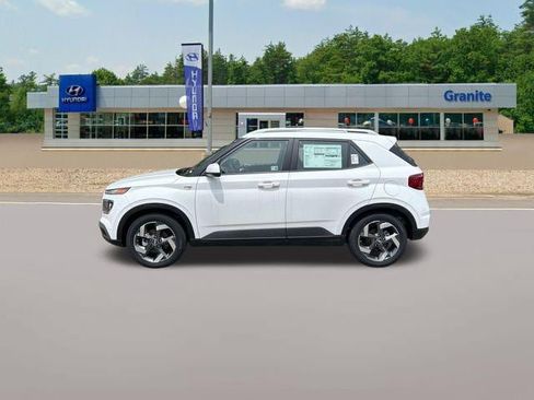 New 2026 Hyundai Venue SEL FWD image 9