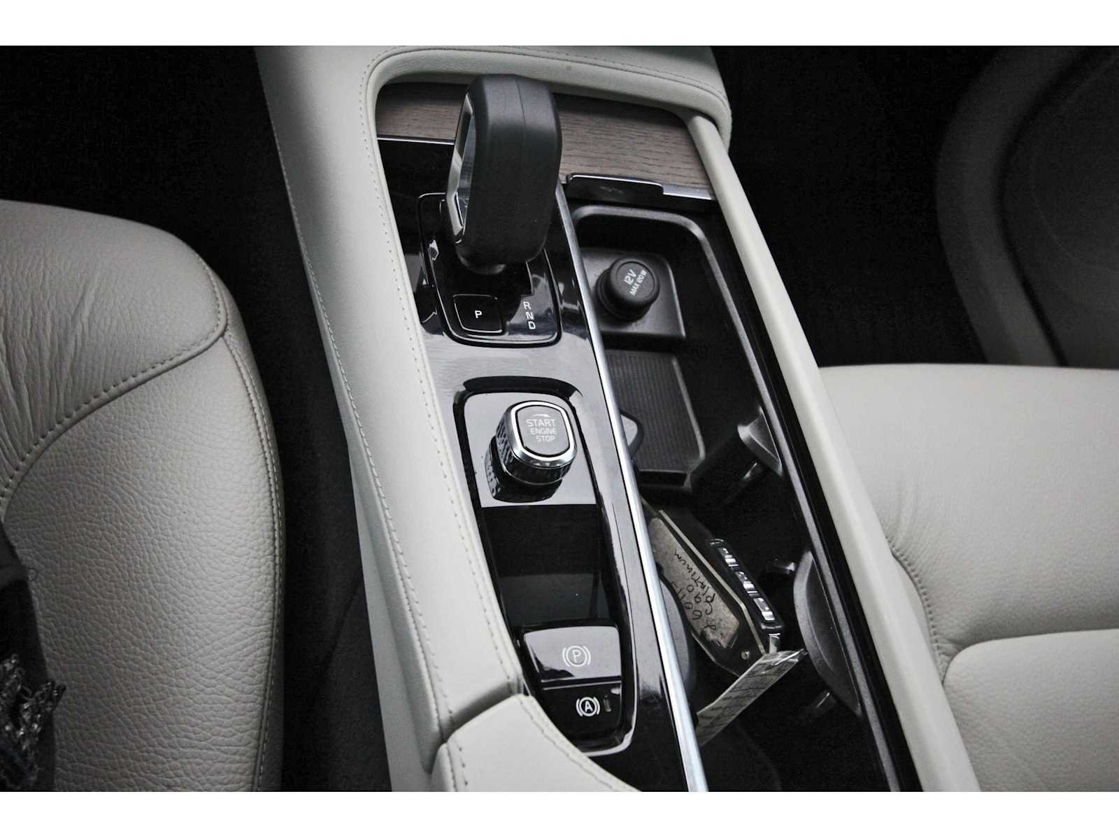 Used 2023 Volvo XC90 B6 Plus w/ Protection Package Premier AWD/4WD image 25
