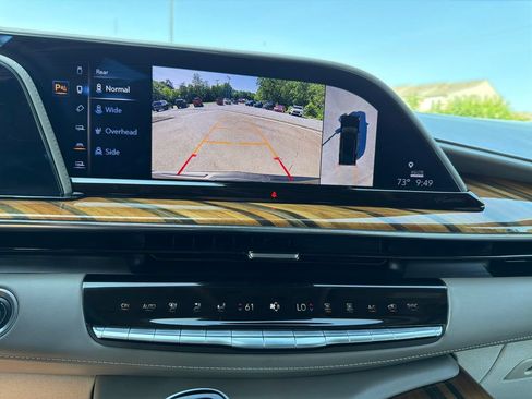 Certified 2024 Cadillac Escalade ESV Sport Platinum w/ LPO, ONYX Package AWD/4WD image 8