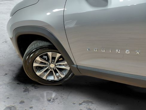 Used 2026 Chevrolet Equinox LT FWD image 13