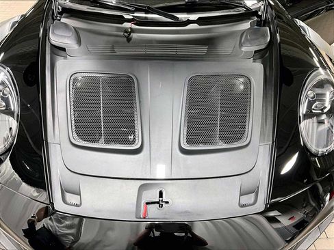 Used 2025 Porsche 911 GT3 RS image 37