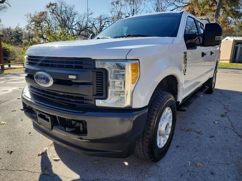 Used 2017 Ford F250 XL w/ Power Equipment Group image 3