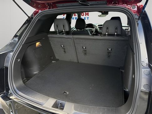 Used 2023 Chevrolet TrailBlazer RS image 31