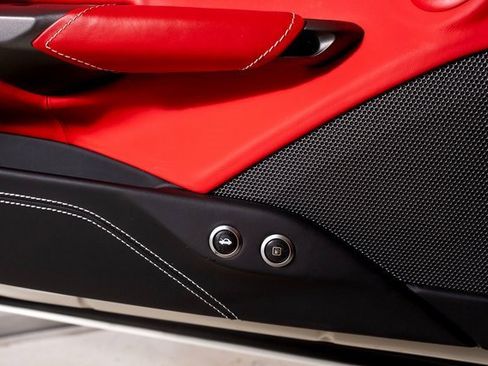 Used 2019 Ferrari 488 Spider image 57