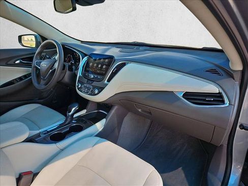 Certified 2024 Chevrolet Malibu LT FWD image 22
