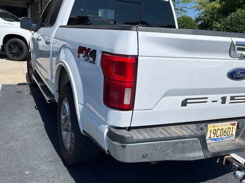 Used 2018 Ford F150 Lariat w/ Equipment Group 502A Luxury AWD/4WD image 5