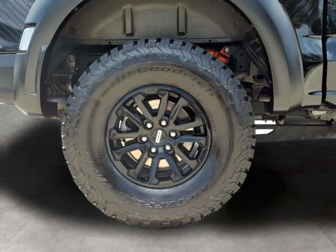 Used 2025 Ford F150 Raptor AWD/4WD image 21