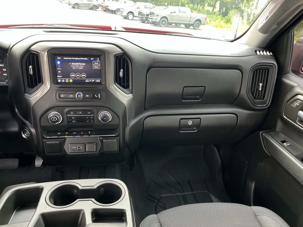 Used 2025 Chevrolet Silverado 1500 Custom w/ Turbomax Blackout Package AWD/4WD image 12
