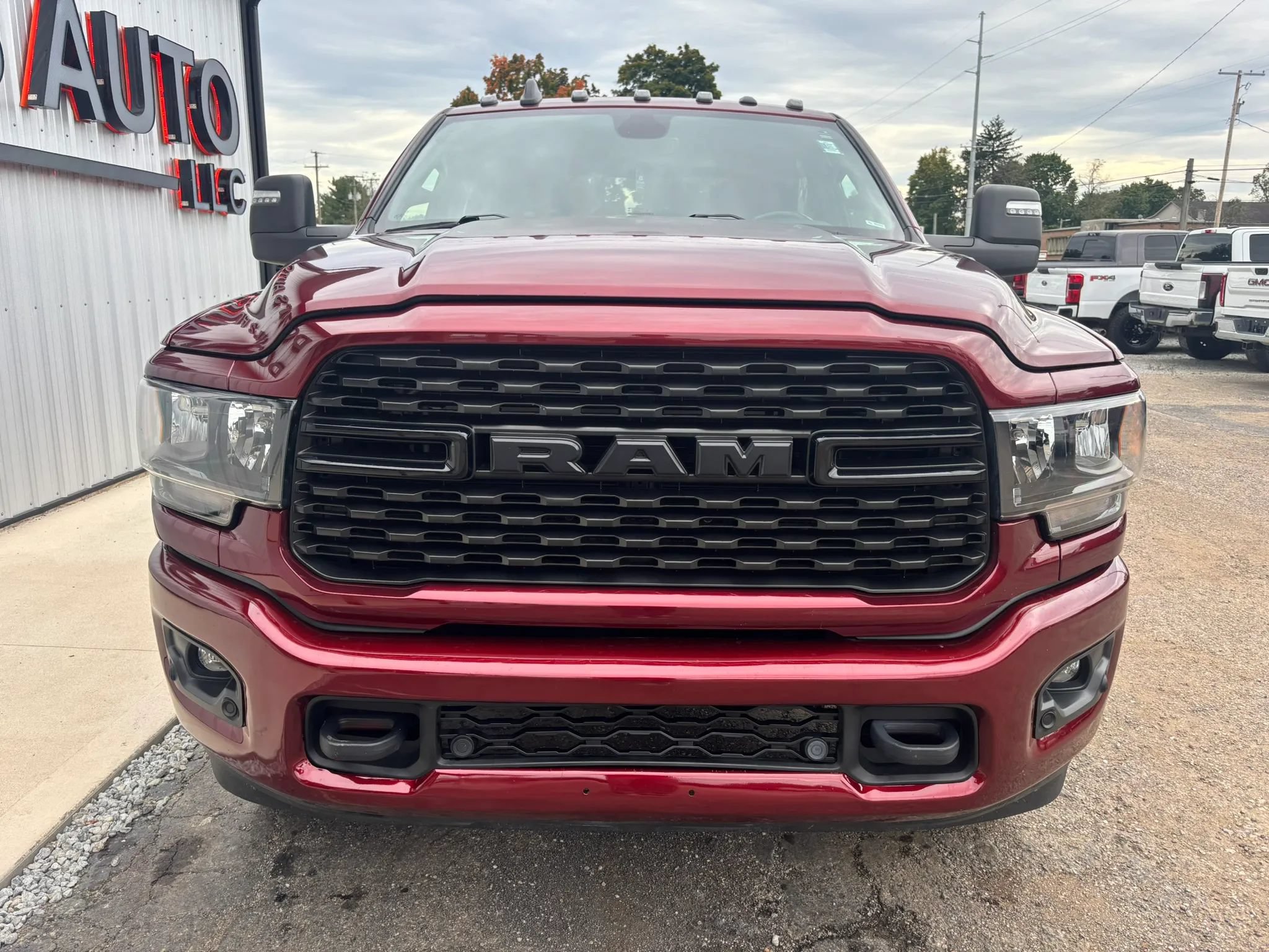 Used 2024 RAM 2500 Big Horn w/ Night Edition AWD/4WD image 13