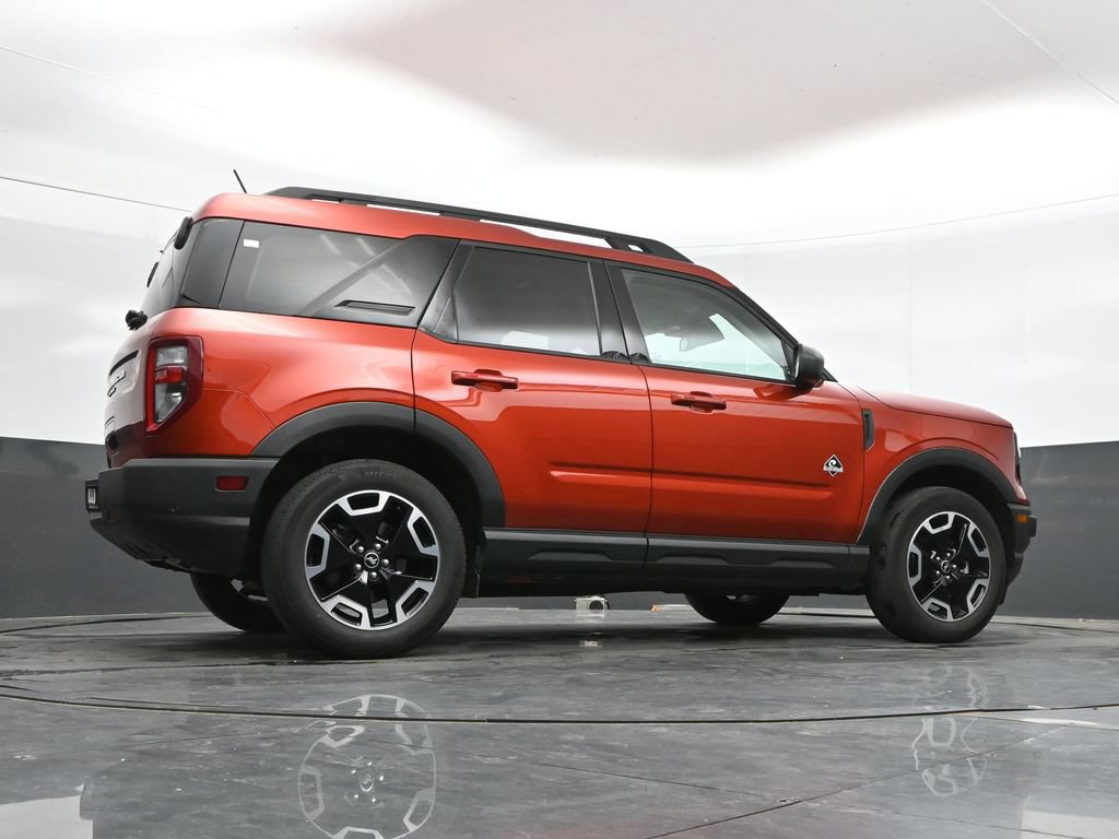 Used 2023 Ford Bronco Sport Outer Banks w/ Tech Package AWD/4WD image 41
