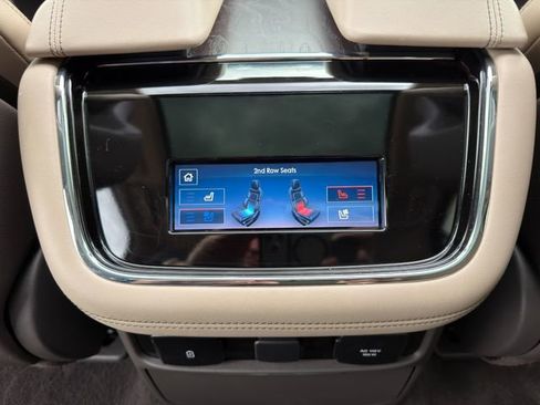 Used 2024 Lincoln Navigator L Reserve AWD/4WD image 21